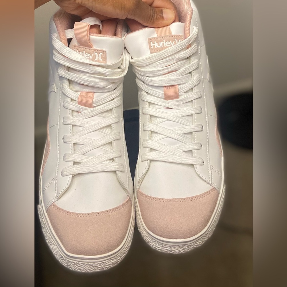 Hurley High-Top Sneakers - Women 9